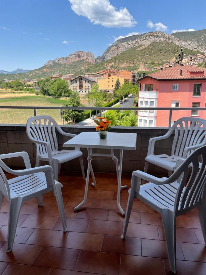 Apartamento Con Estupendas Vistas A Coll de Nargó 外观 照片